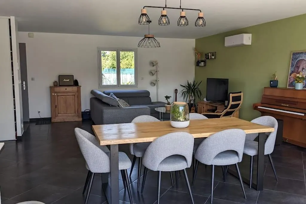 Villa Climatisee Avec Piscine Ancone  France